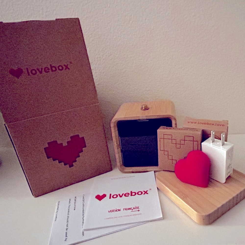 Lovebox - Looks new with box and screen guard. Perfect valentines gift ❤️❤️❤️